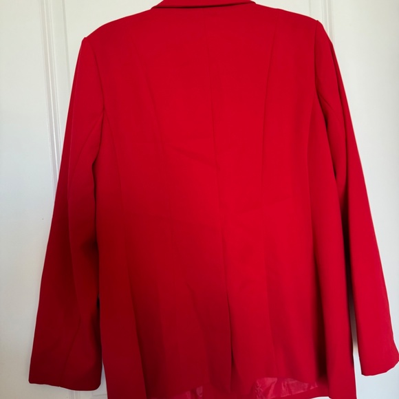NWT red blazer with pockets - Medium - Picture 3 of 4